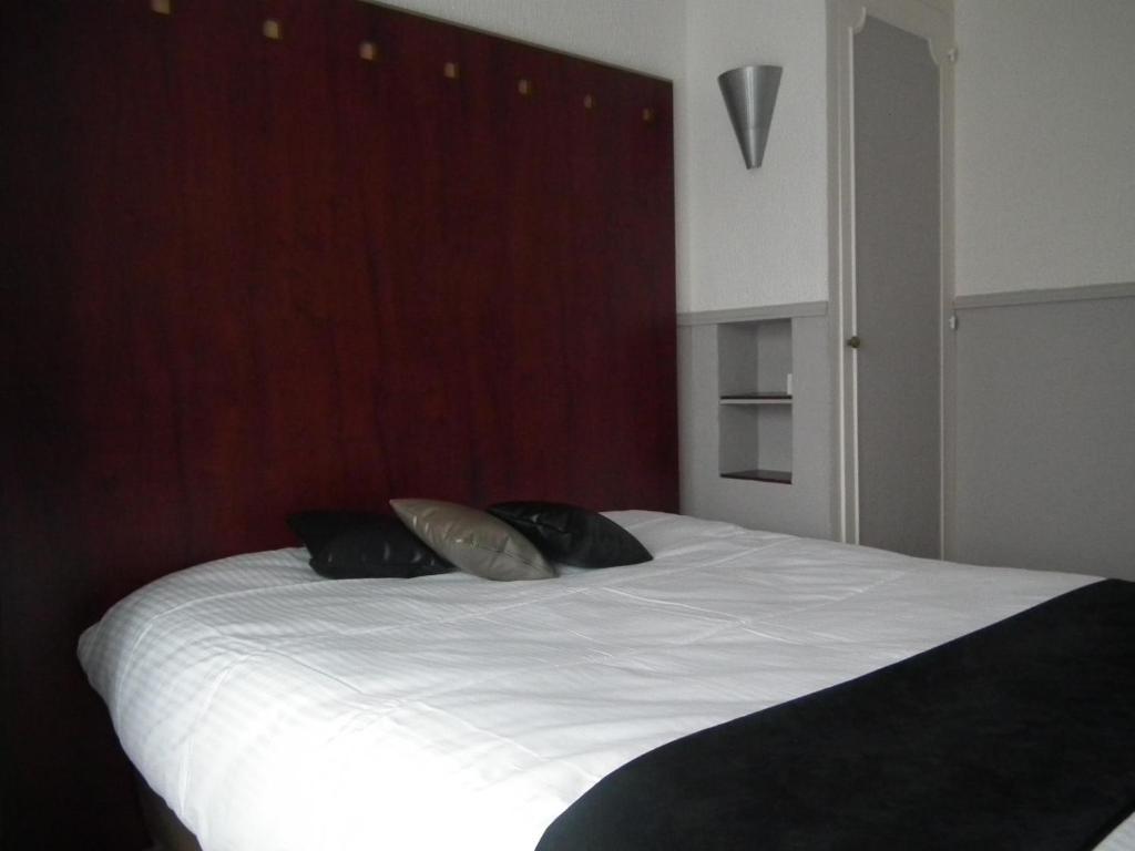 Logis Cosy - Hotel Le Moulin Neuf - Chantonnay Room photo