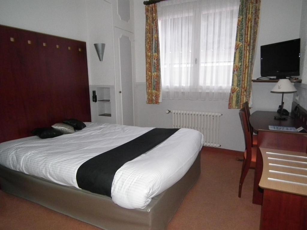 Logis Cosy - Hotel Le Moulin Neuf - Chantonnay Room photo
