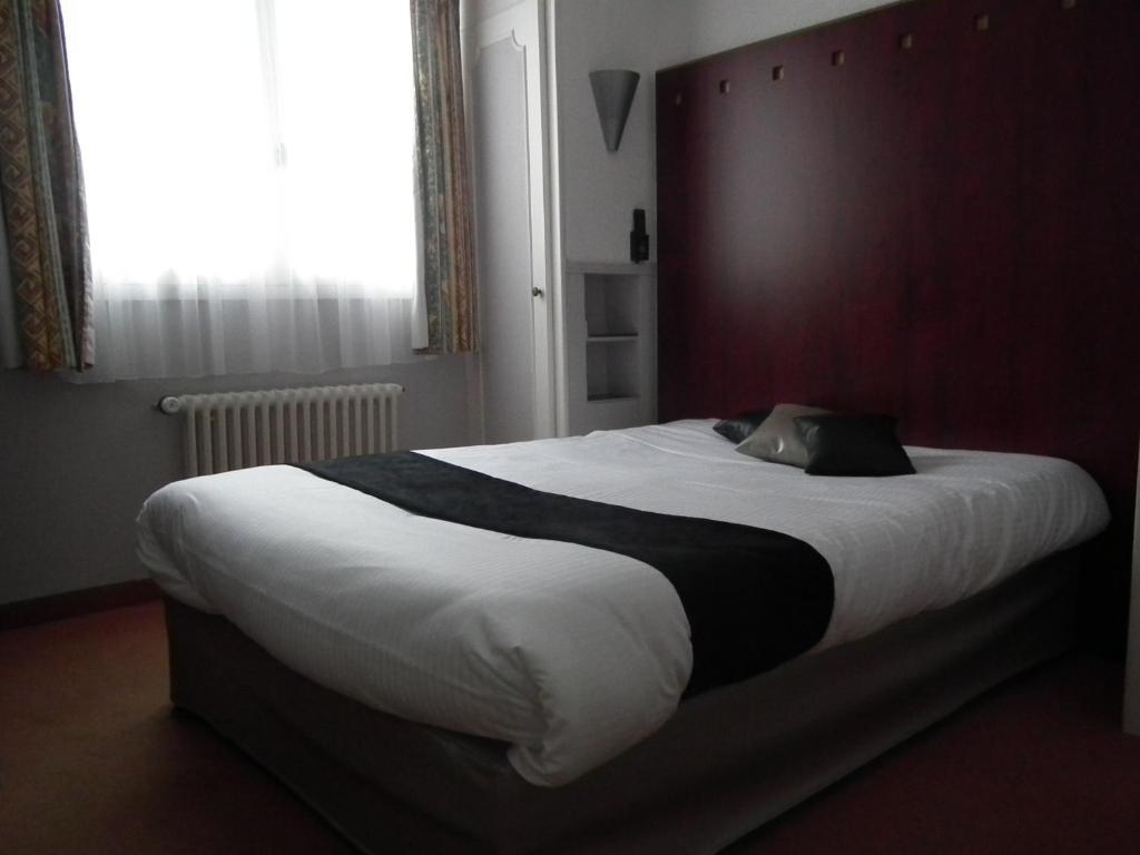 Logis Cosy - Hotel Le Moulin Neuf - Chantonnay Room photo
